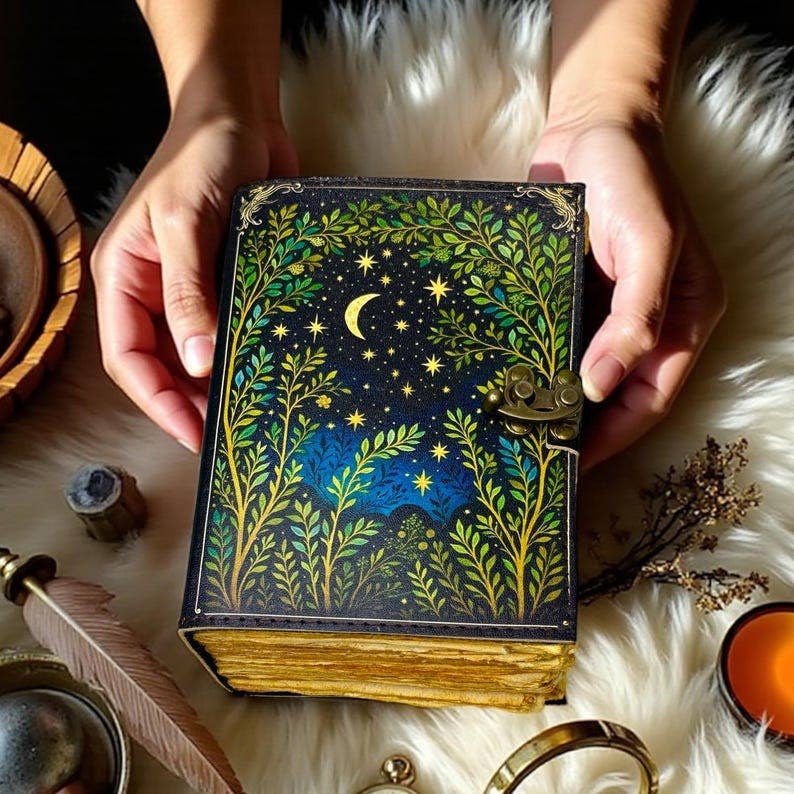 Moon Tree Leather Journal – 5x7, 200 Pages