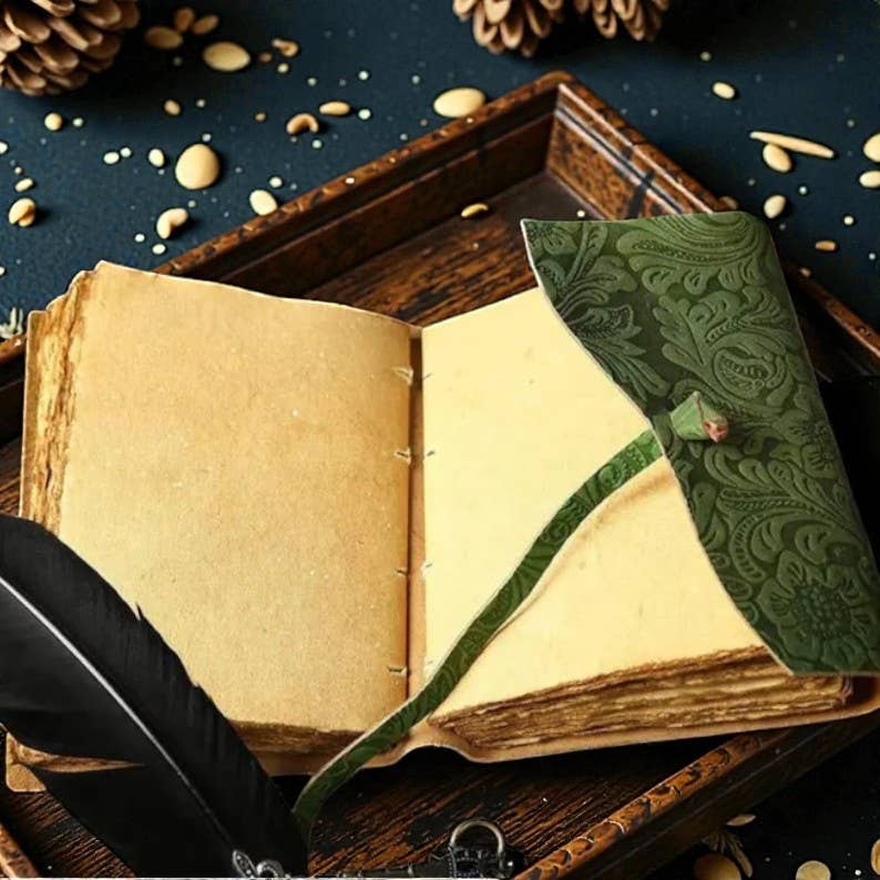 Green Garden Leather Journal – 5x7, 200 Pages